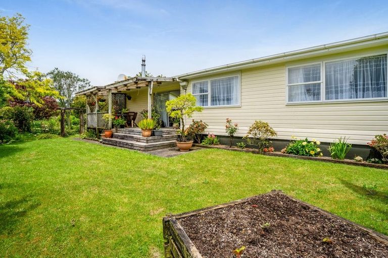 Photo of property in 194 Surrey Road, Tariki, Inglewood, 4388