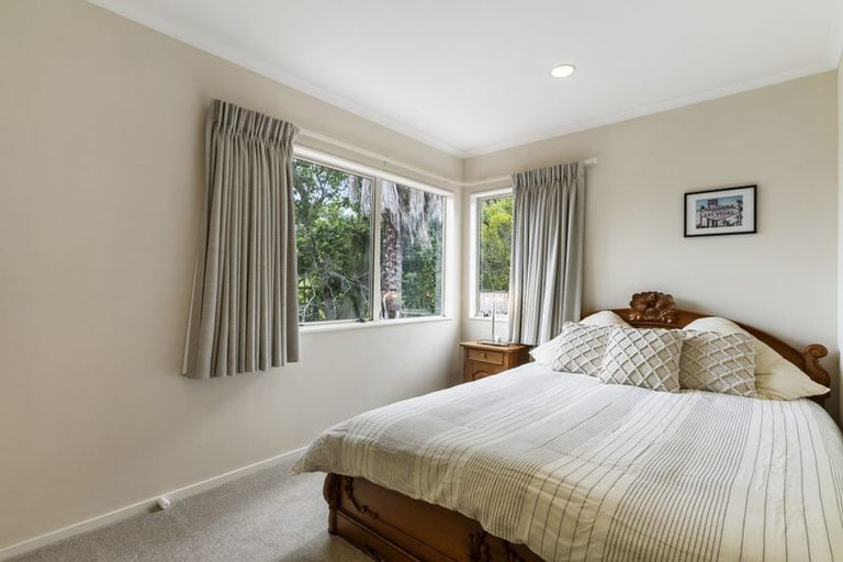 Photo of property in 2/13a Sandspit Road, Cockle Bay, Auckland, 2014