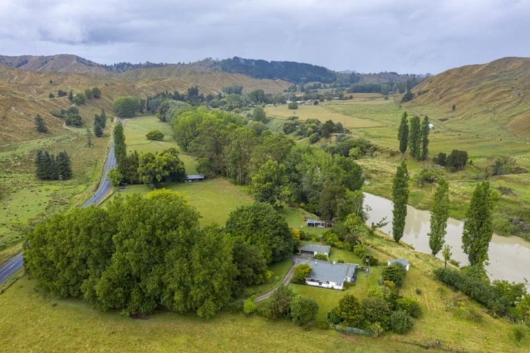 Photo of property in 431 Tiniroto Road, Frasertown, Wairoa, 4195