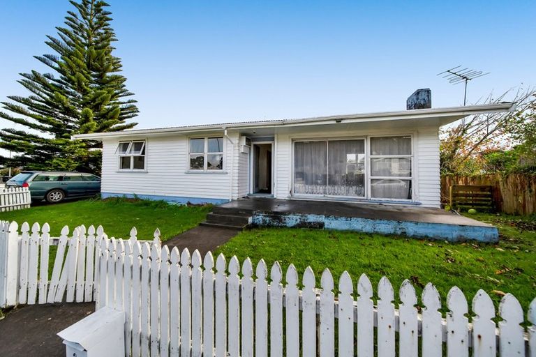 Photo of property in 2 Newbury Place, Waitara, 4320