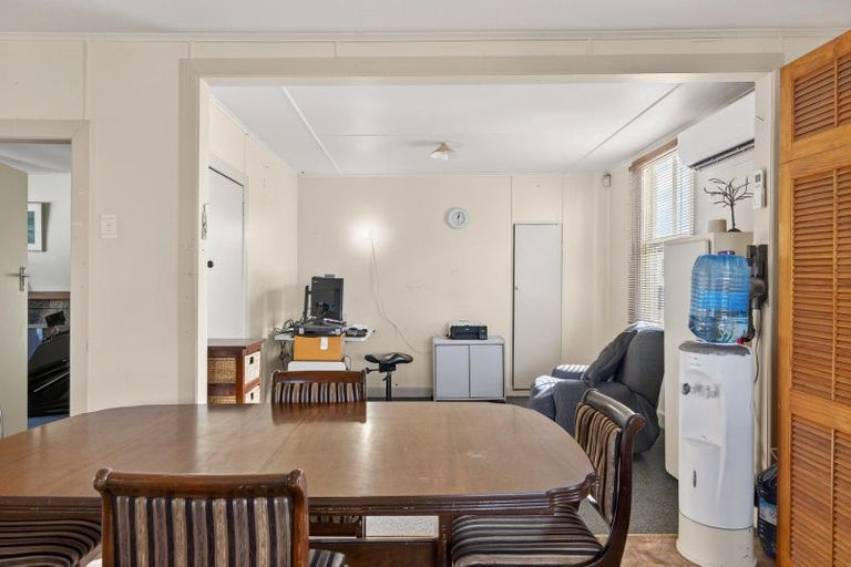 Photo of property in 11 Harris Street, Kaiti, Gisborne, 4010