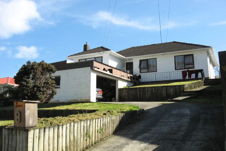 Photo of property in 9 Pollard Street, Wainuiomata, Lower Hutt, 5014