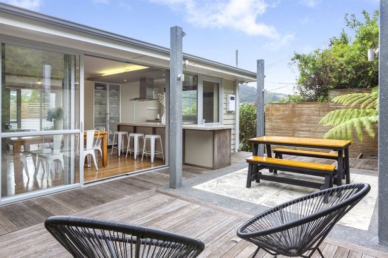 Photo of property in 28 Mysore Street, Khandallah, Wellington, 6035