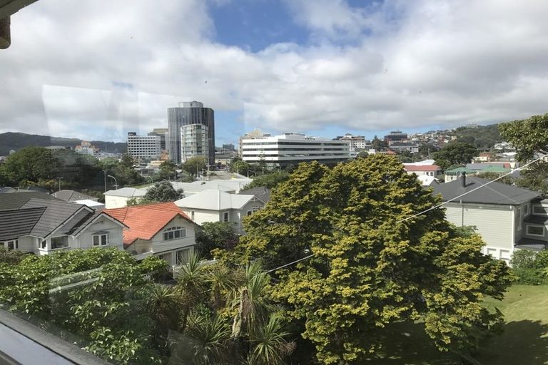 Photo of property in 19 Burnell Avenue, Thorndon, Wellington, 6011