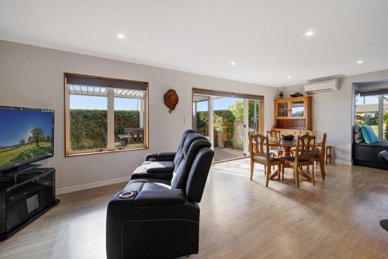Photo of property in 1 Donnington Place, Bethlehem, Tauranga, 3110