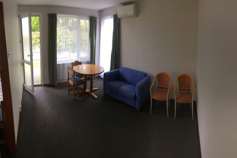 Photo of property in 3/23 Oxley Avenue, St Albans, Christchurch, 8014