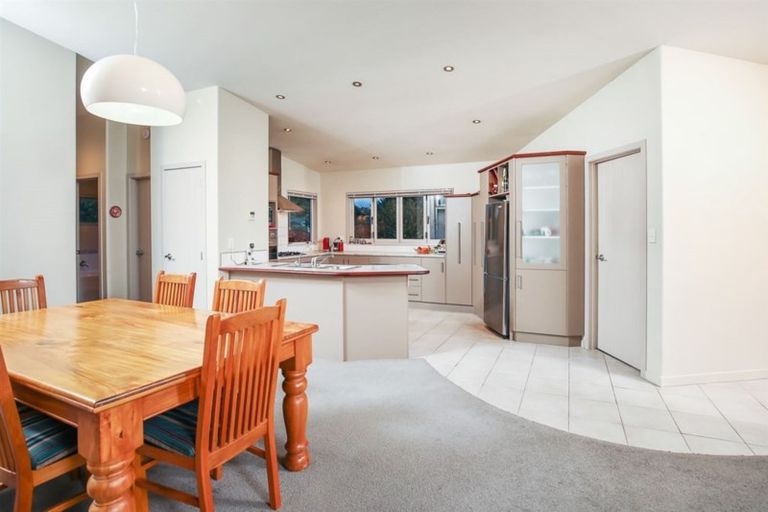 Photo of property in 22 Stoneleigh Drive, Chartwell, Hamilton, 3210