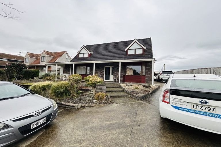 Photo of property in 58 Carnoustie Drive, Wattle Downs, Auckland, 2103