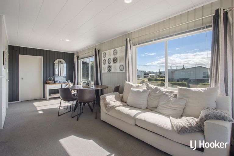 Photo of property in 287 Seaforth Road, Waihi Beach, 3611