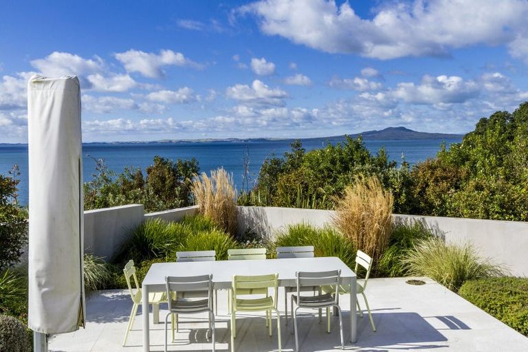 Photo of property in 19 Brighton Terrace, Mairangi Bay, Auckland, 0630