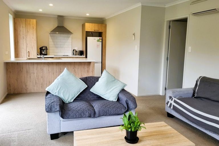 Photo of property in 22 Bridle Way, Omokoroa, 3114