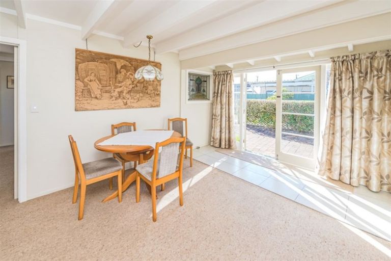 Photo of property in 12 Sussex Road, Springvale, Whanganui, 4501