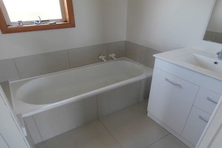 Photo of property in 8 Sylvia Street, Parklands, Christchurch, 8083