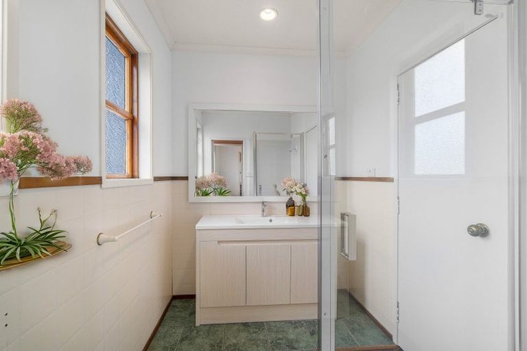 Photo of property in 32 Charlemont Street, Whitiora, Hamilton, 3200