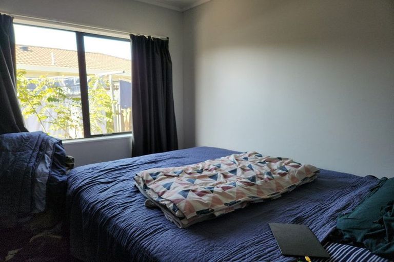 Photo of property in 32 Trimdon Street, Randwick Park, Auckland, 2105