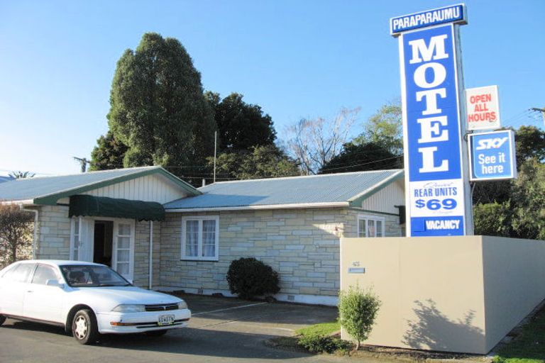 Photo of property in 65 Amohia Street, Paraparaumu, 5032