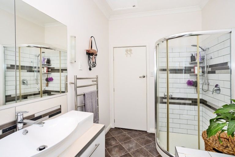 Photo of property in 2 Neva Street, Fortrose, Invercargill, 9875