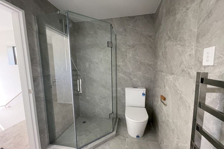 Photo of property in 26c Topliss Drive, Northcross, Auckland, 0632