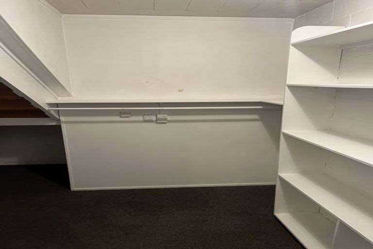 Photo of property in 87 Poaka Avenue, Dinsdale, Hamilton, 3204