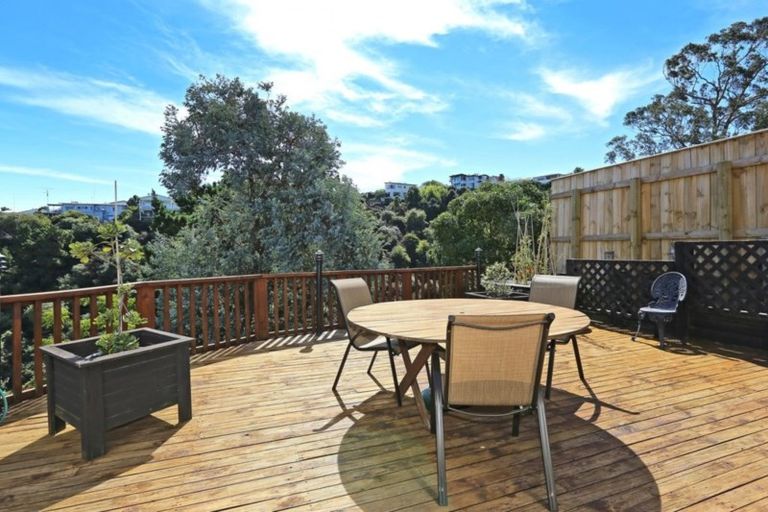 Photo of property in 23 Delhi Road, Hospital Hill, Napier, 4110