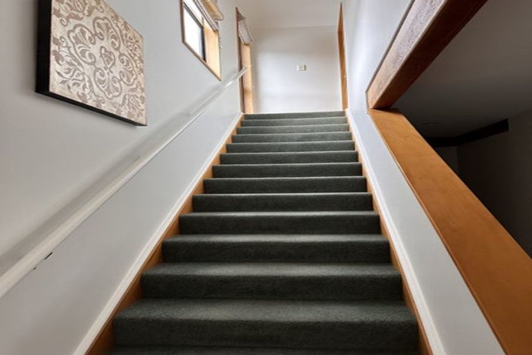 Photo of property in 35a Upton Street, Wanaka, 9305