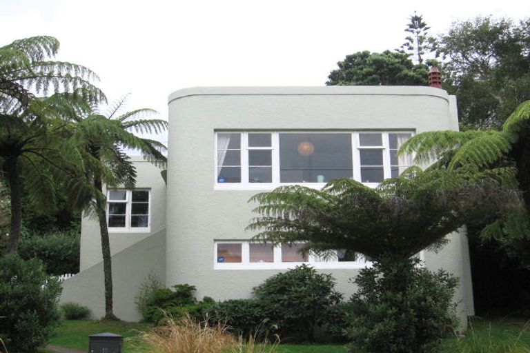 Photo of property in 10 Baroda Street, Khandallah, Wellington, 6035