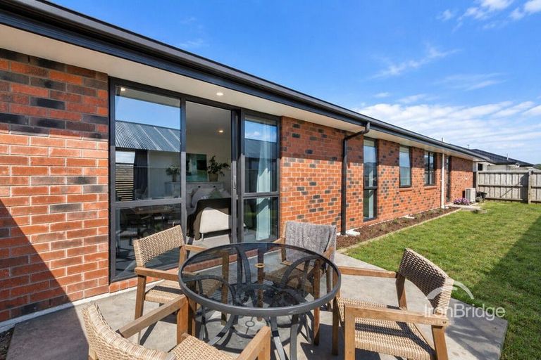 Photo of property in 15 Woodford Avenue, Woodend, 7610