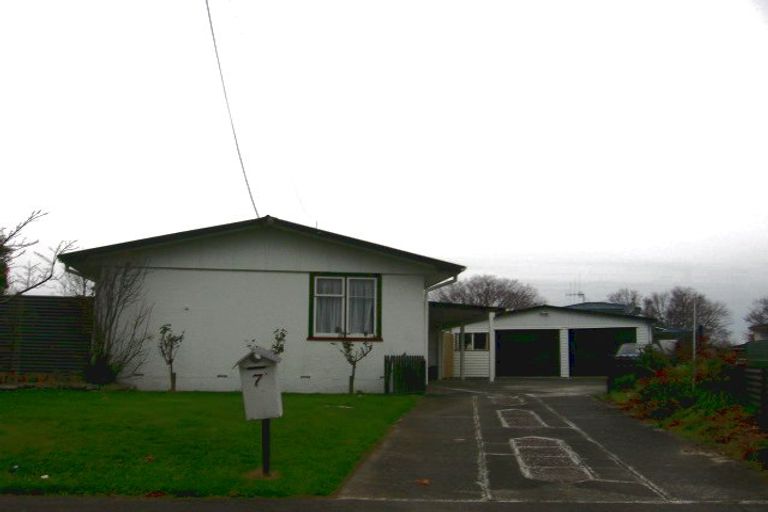 Photo of property in 7 Rimu Place, Cloverlea, Palmerston North, 4412