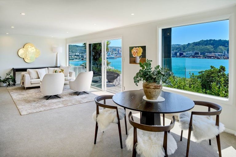 Photo of property in 3 Maida Vale Road, Roseneath, Wellington, 6011