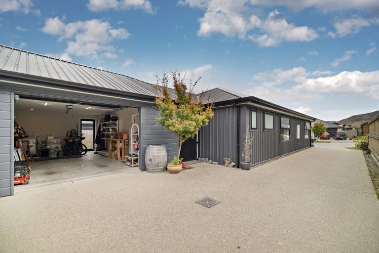 Photo of property in 83 Jack Hanley Drive, Jacks Point, Queenstown, 9371