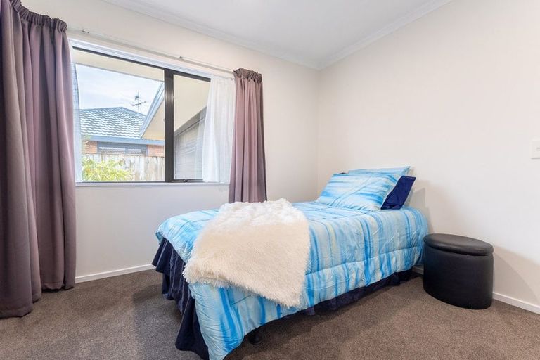 Photo of property in 130 Weggery Drive, Waikanae Beach, Waikanae, 5036