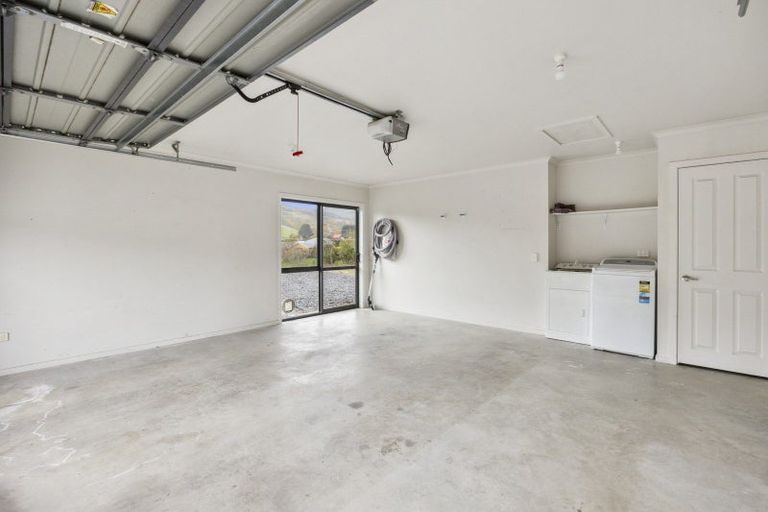 Photo of property in 30 Titri Road, Waihola, Outram, 9073