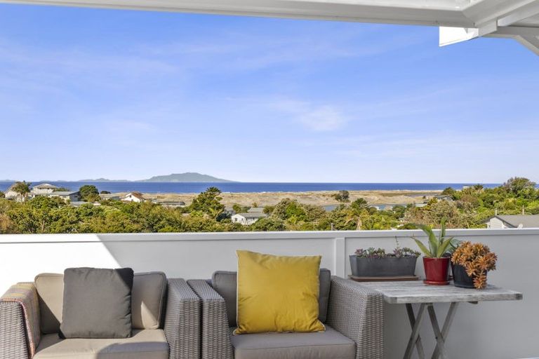 Photo of property in 25 Taranui Place, Mangawhai Heads, Mangawhai, 0505