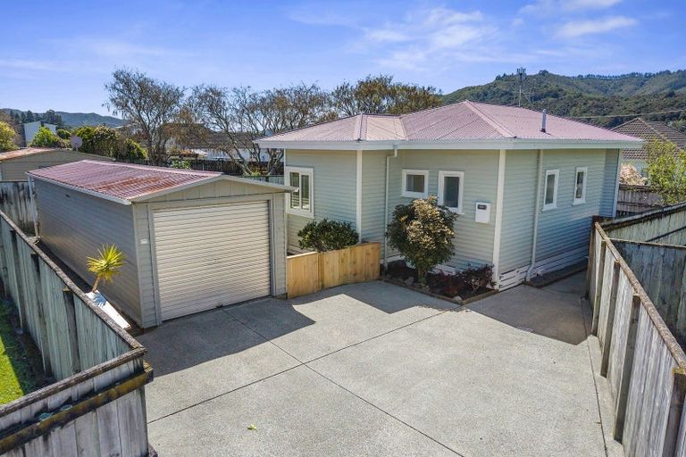 Photo of property in 14c Sharpe Crescent, Wainuiomata, Lower Hutt, 5014