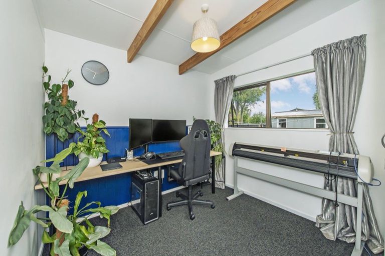 Photo of property in 17 White Street, Rangiora, 7400