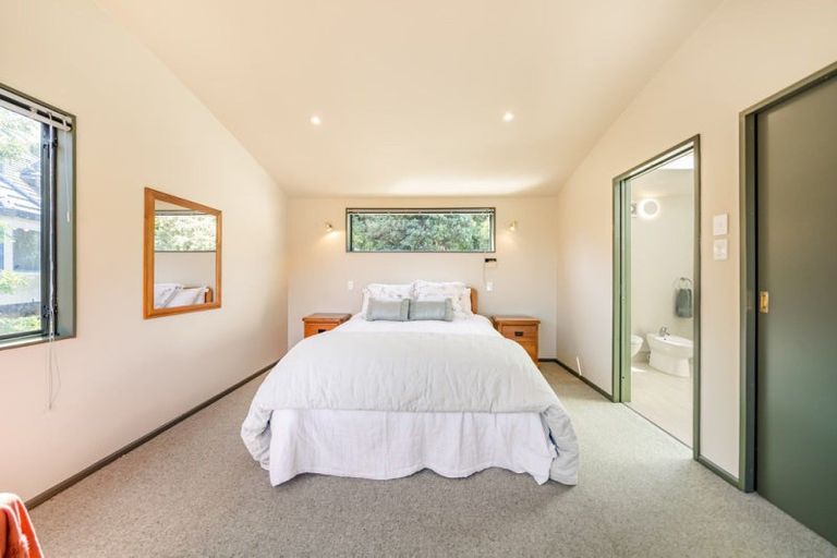 Photo of property in 36a Molyneux Close, Whitby, Porirua, 5024