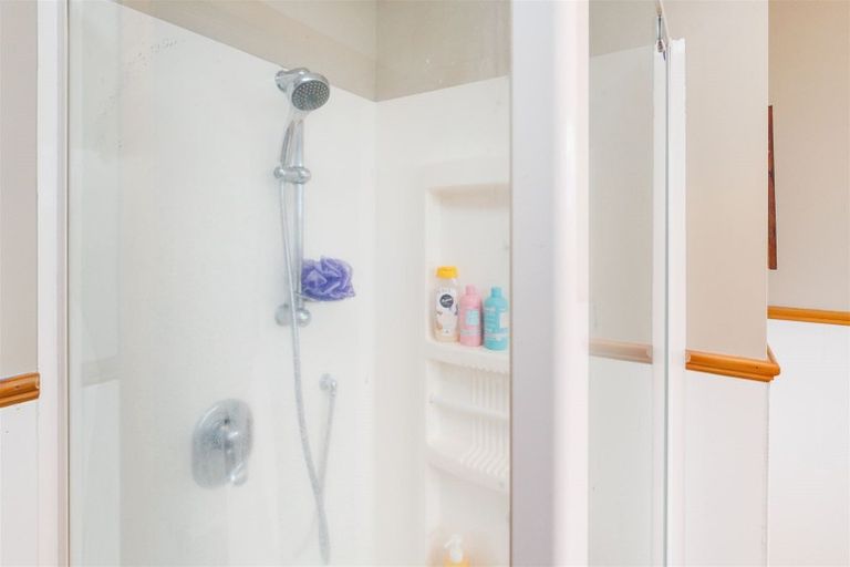 Photo of property in 27 Aspiring Avenue, Milson, Palmerston North, 4414