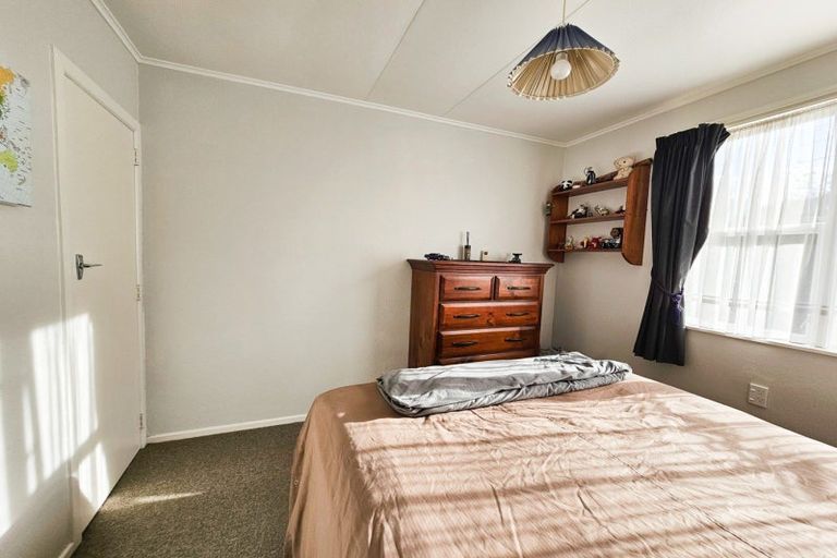 Photo of property in 19 Skerman Street, Marton, 4710