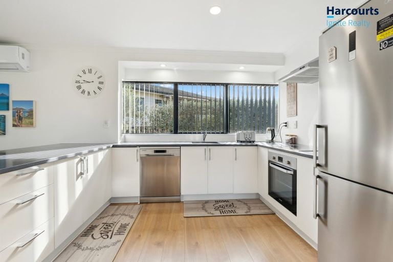 Photo of property in 8 Walter Rodgers Road, Pokeno, 2402