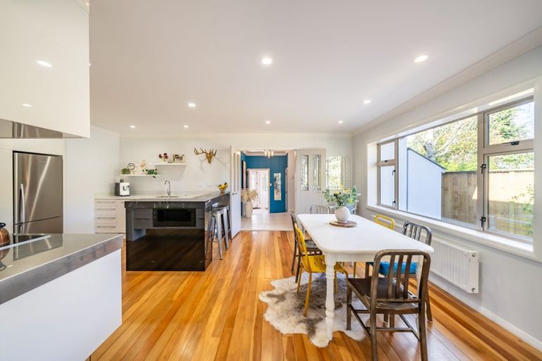 Photo of property in 355 Fergusson Drive, Heretaunga, Upper Hutt, 5018