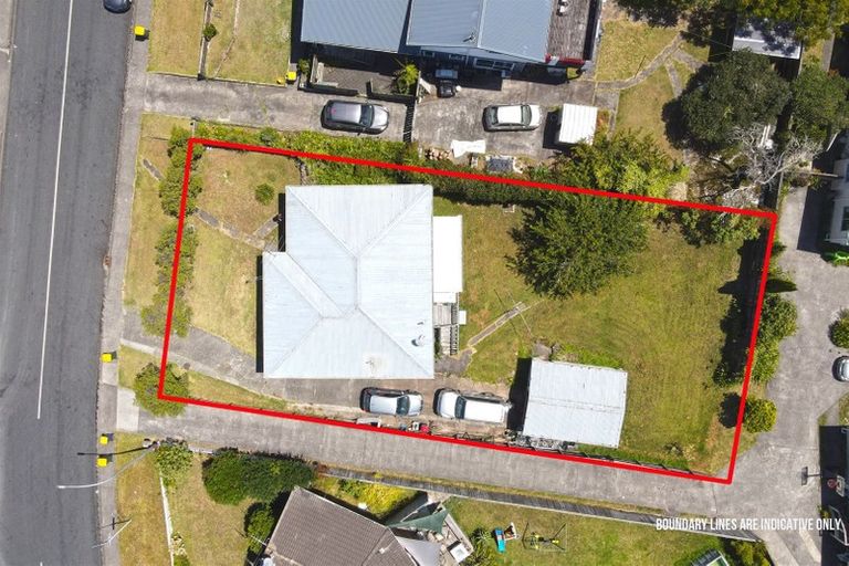 Photo of property in 6 Harmel Road, Glendene, Auckland, 0602