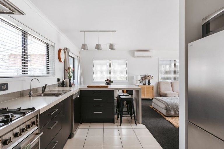 Photo of property in 555c Maunganui Road, Mount Maunganui, 3116