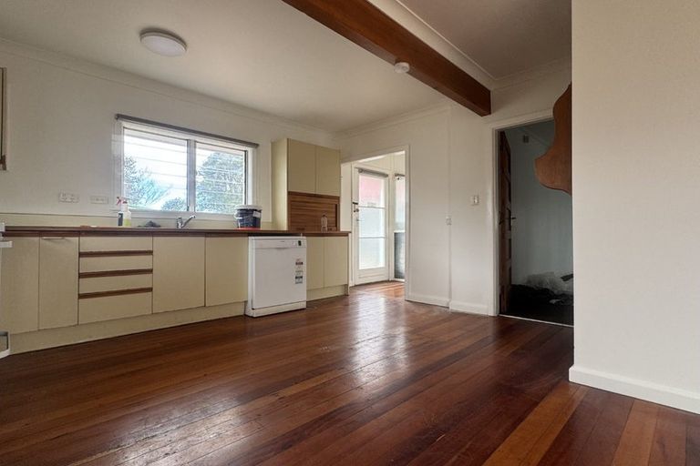 Photo of property in 250 Kennedy Road, Onekawa, Napier, 4110