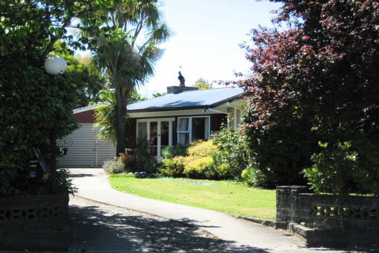 Photo of property in 5 Elwyn Place, Avonhead, Christchurch, 8042