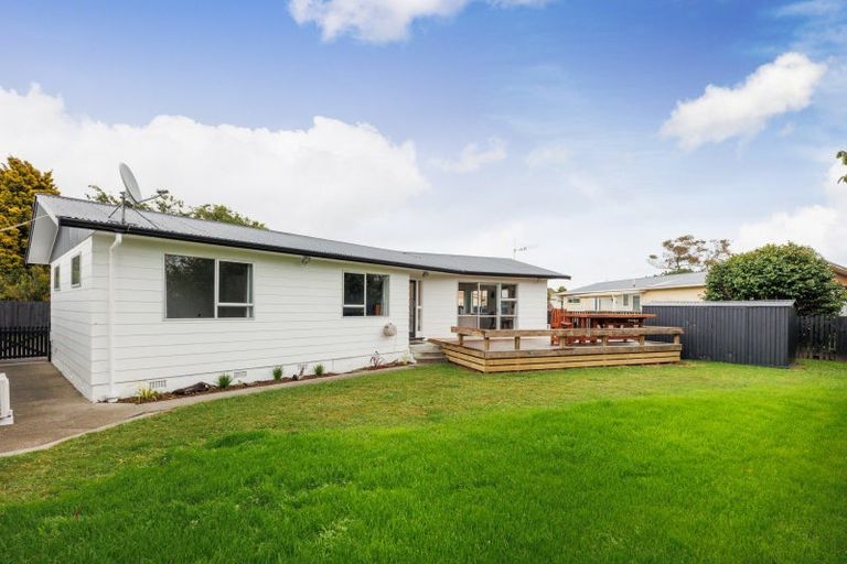 Photo of property in 12 Capri Place, Awapuni, Palmerston North, 4412