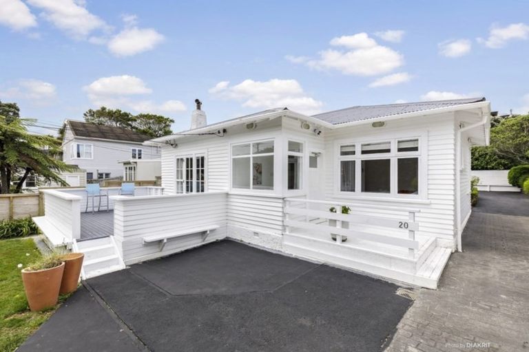 Photo of property in 20 Raumati Terrace, Khandallah, Wellington, 6035