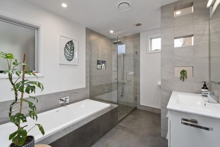 Photo of property in 467 Ruahine Street, Terrace End, Palmerston North, 4410