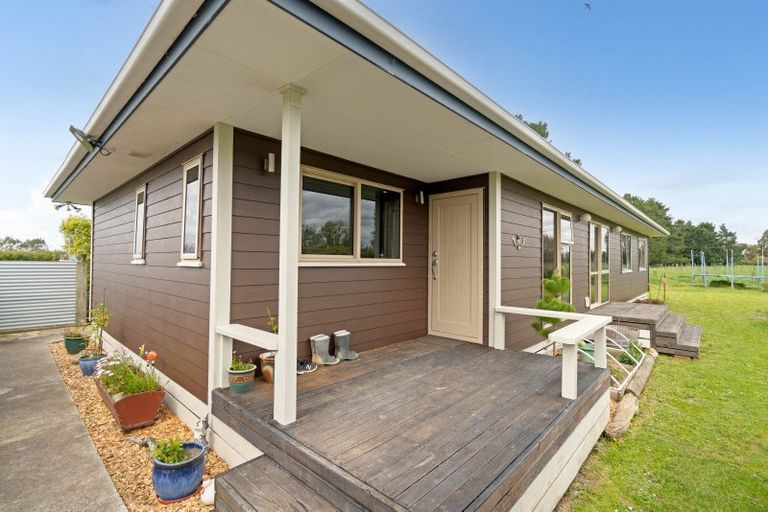 Photo of property in 47 Donalds Road, Upper Plain, Masterton, 5888