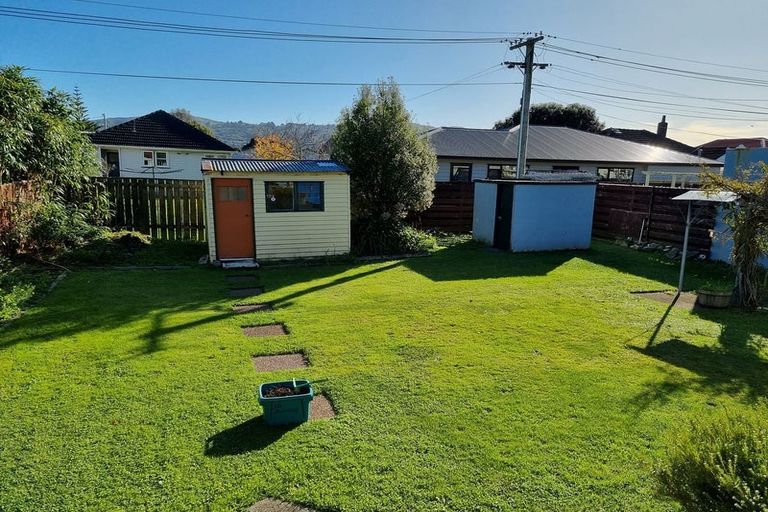 Photo of property in 46 Godley Street, Waiwhetu, Lower Hutt, 5010