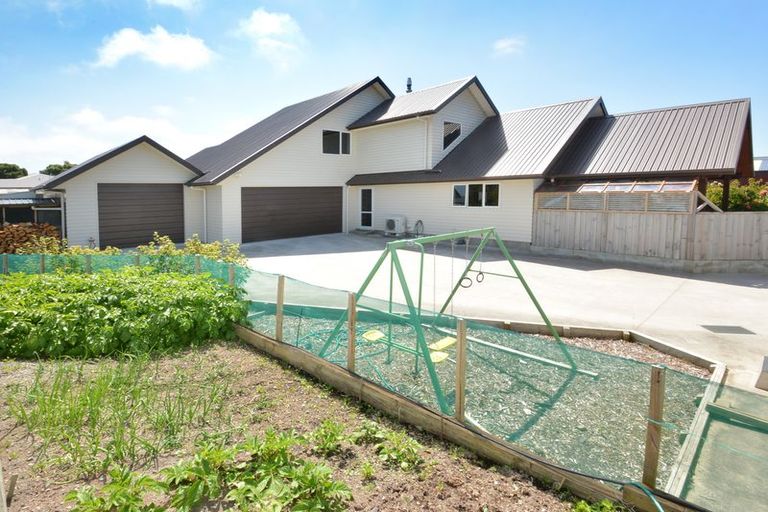 Photo of property in 36 Friendship Drive, Waldronville, Dunedin, 9018